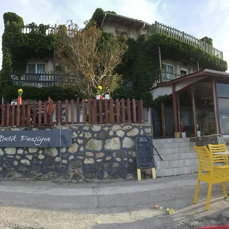Karaburun Yali *