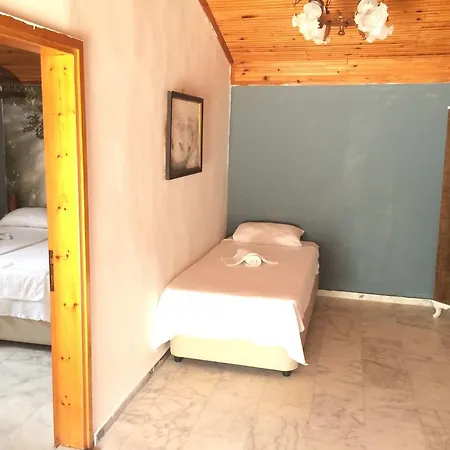 Affittacamere Karaburun Yali *